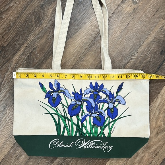 Colonial Williamsburg VA canvas Purple Iris Tote Bag with zipper closure &handle - Picture 9 of 12
